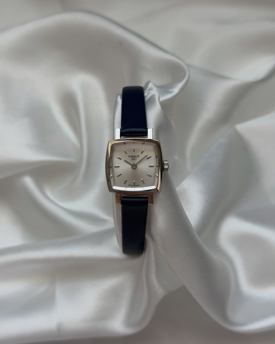 TISSOT LOVELY SQUARE