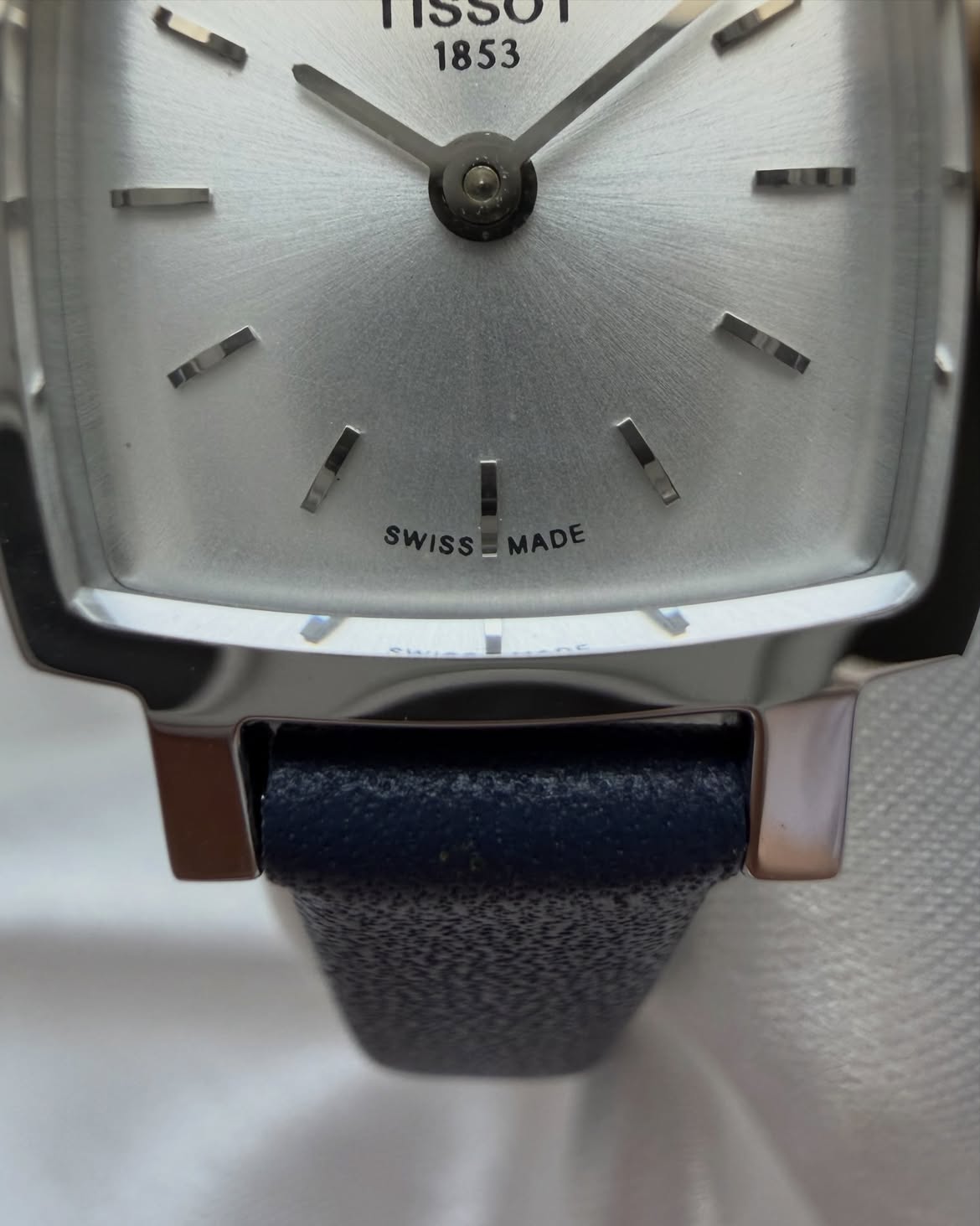 TISSOT LOVELY SQUARE