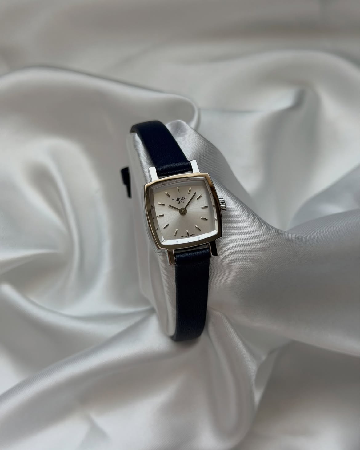 TISSOT LOVELY SQUARE
