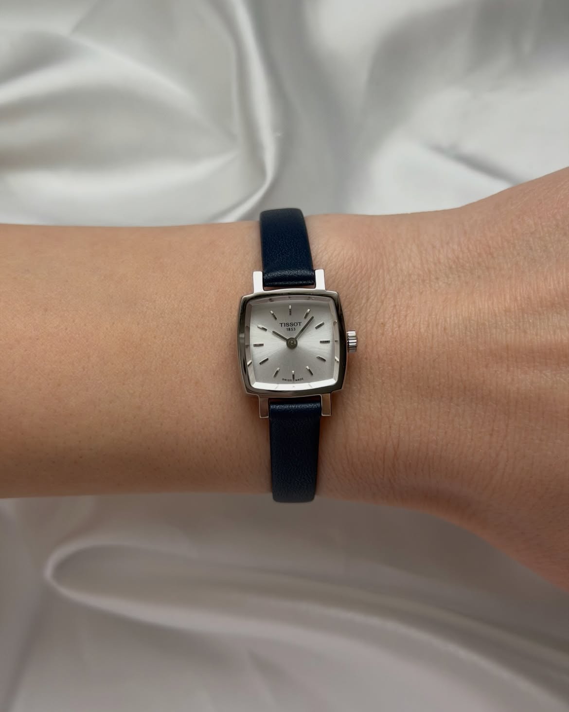 TISSOT LOVELY SQUARE
