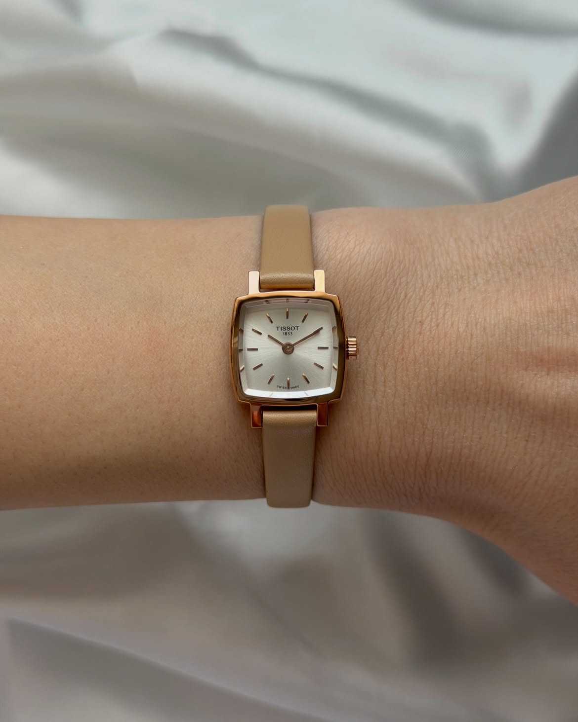 TISSOT LOVELY SQUARE