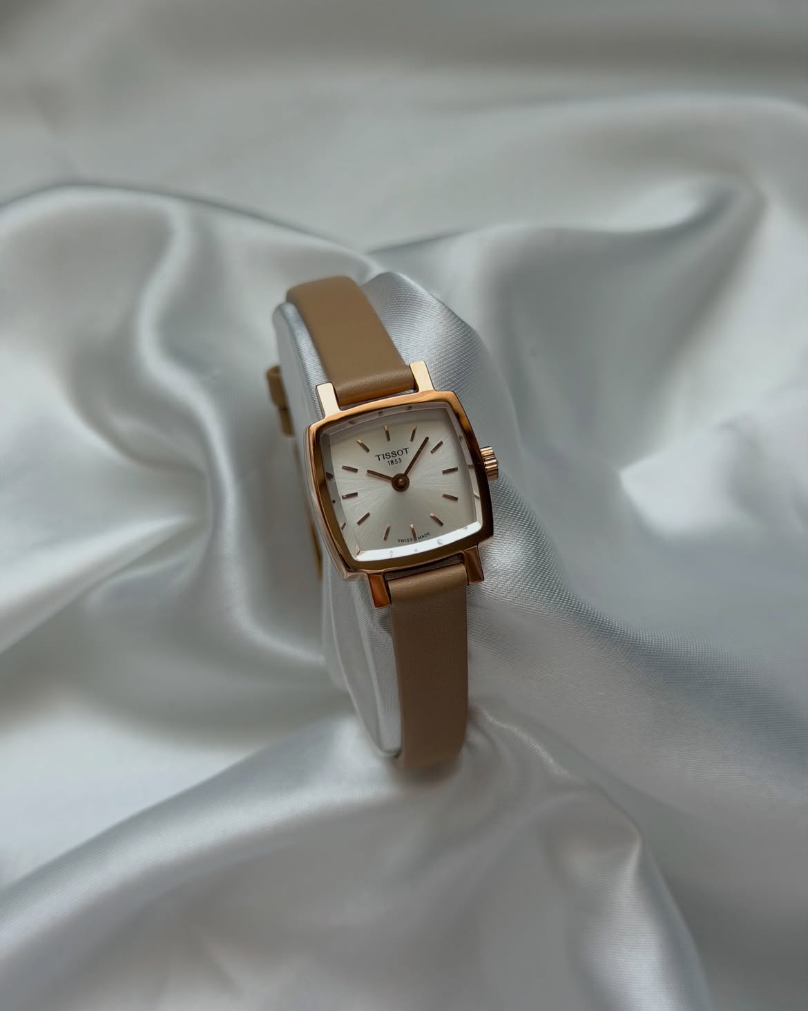TISSOT LOVELY SQUARE